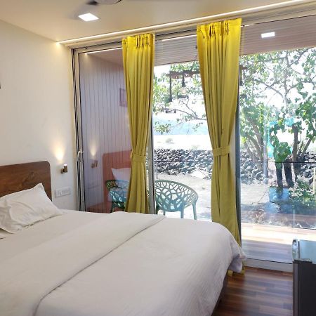 The Koasta Sea View Resort Korlai Bagian luar foto