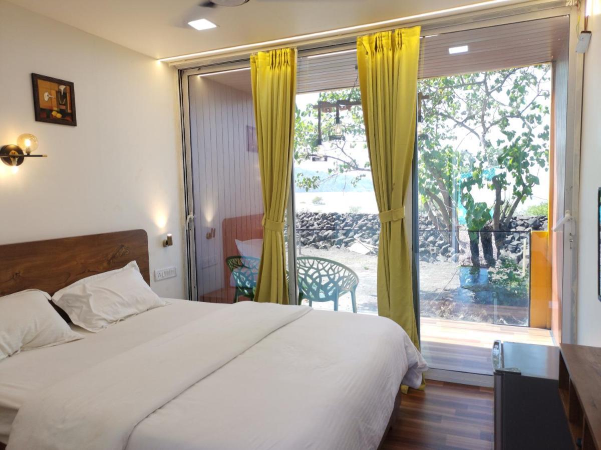 The Koasta Sea View Resort Korlai Bagian luar foto