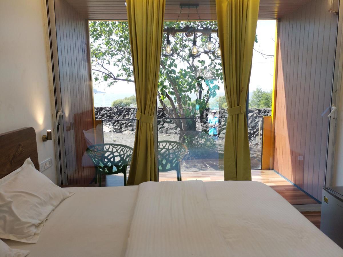 The Koasta Sea View Resort Korlai Bagian luar foto
