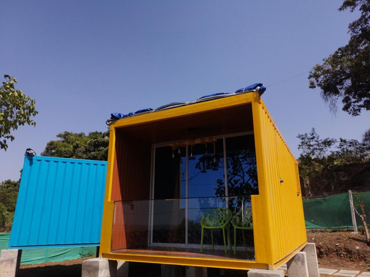The Koasta Sea View Resort Korlai Bagian luar foto