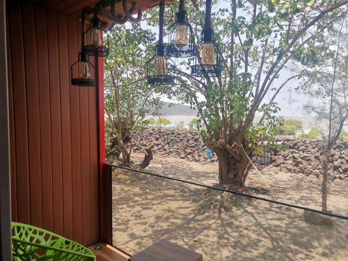 The Koasta Sea View Resort Korlai Bagian luar foto